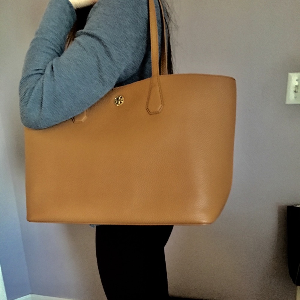 Tory Burch Brody Tote in Bark - Picture 7 of 7